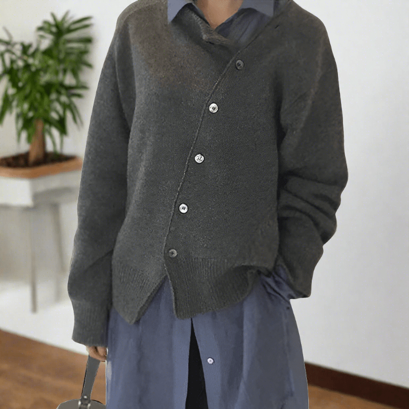 Caterina | Buttoned Cardigan