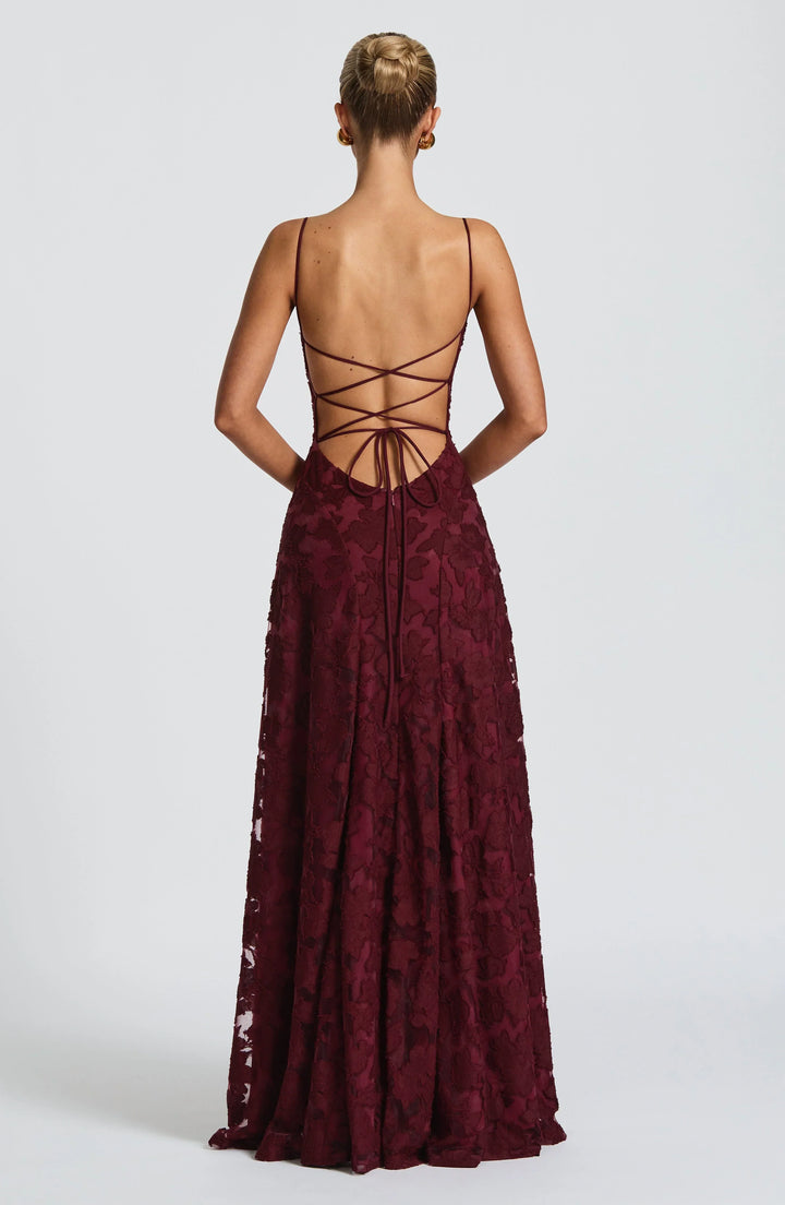 Clara Léon | Elegant Maxi Dress