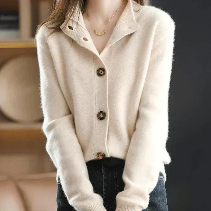 Aria | Comfortable Cardigan with Buttons